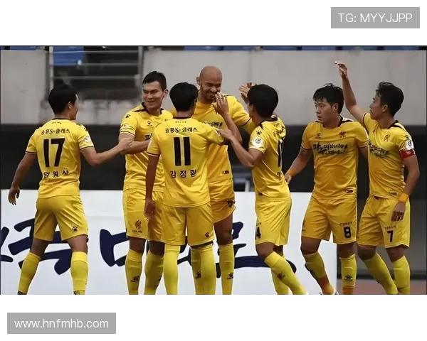 野生球队懂球帝FC尽管惨败一比十一依然展现足球精神与快乐初心 野生球队懂球帝FC尽管惨败一比十一依然展现足球精神与快乐初心